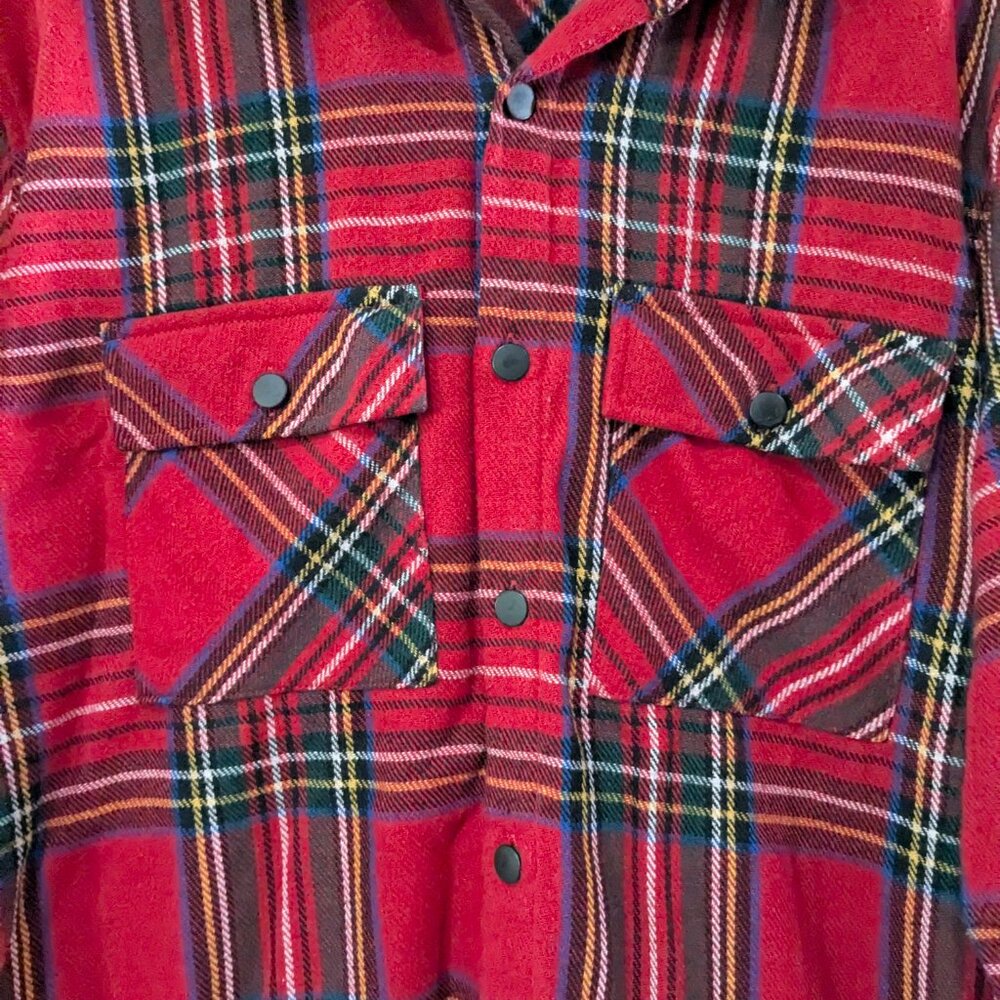 Forever 21 Men's Flannel Long Sleeve Button Down Shirt Jacket, Red Plaid, Large - Picture 5 of 15